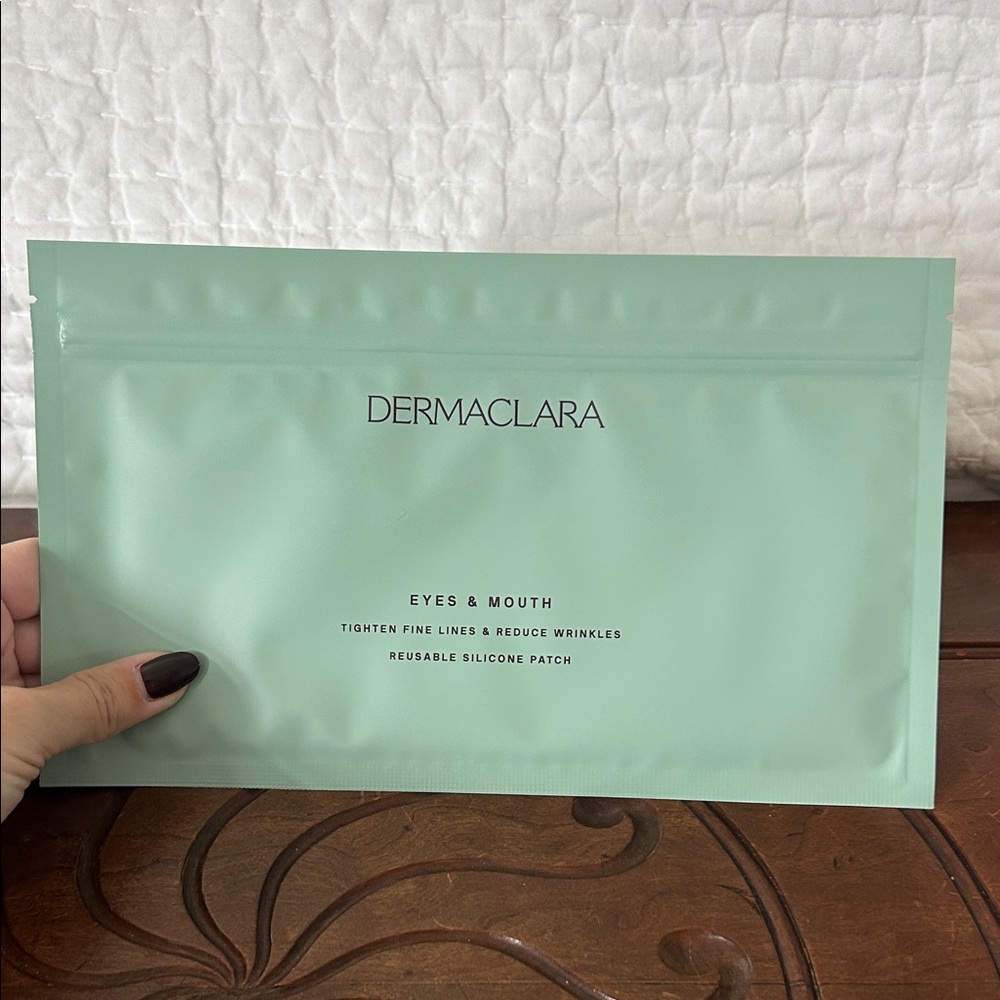 Unopened- Dermaclara Silicone Patch for Eyes & Mouth - Mint Green